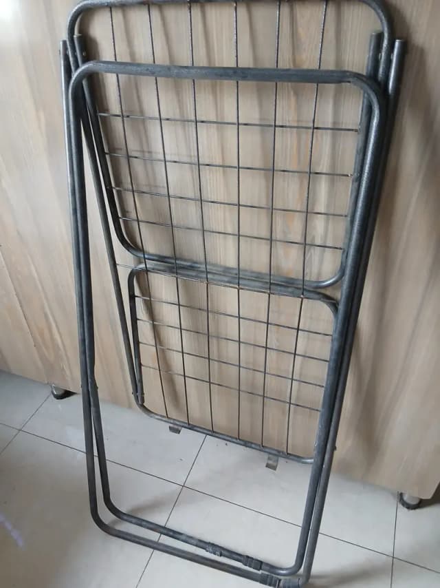Dry cloth stand