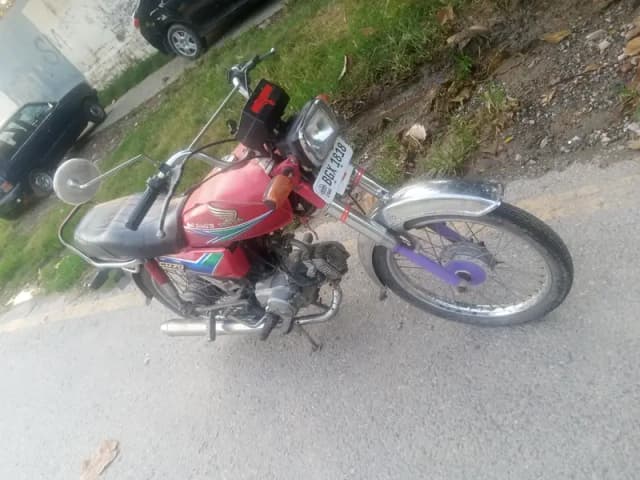 Govt employee 1st owner used Motorcycle Honda cd70cc 2013