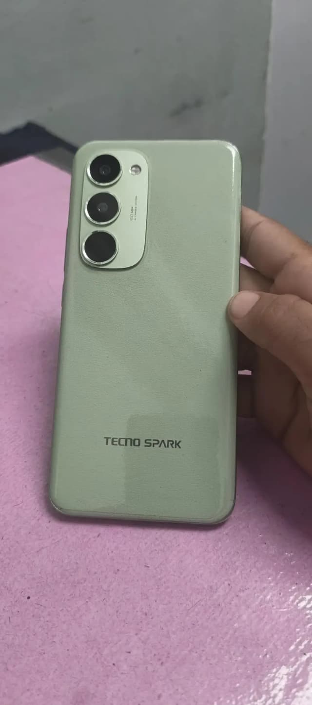 Tecno Spark 40 Pro Plus