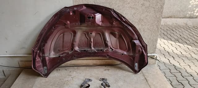 Honda Vezel Bonnet with Hinges (urgent)