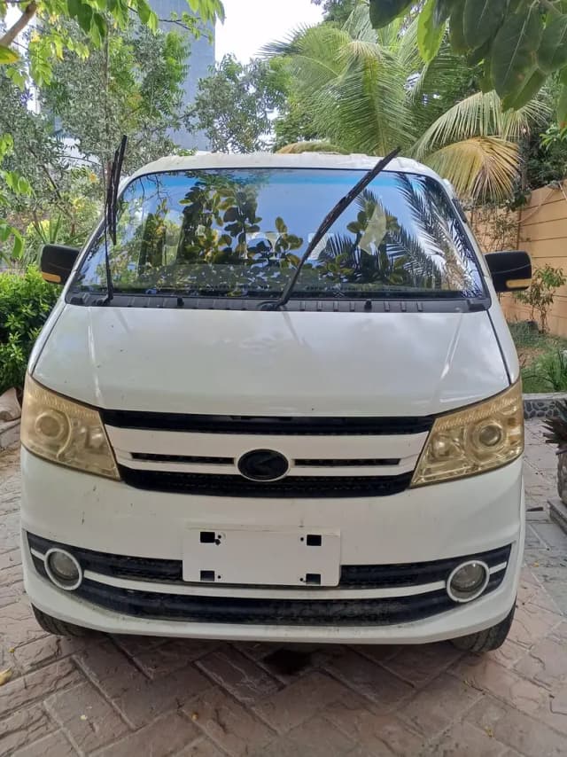 11 Seater Imported Changan Van