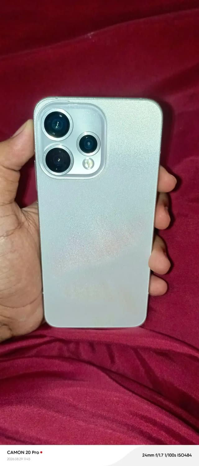 OPPO Reno 15