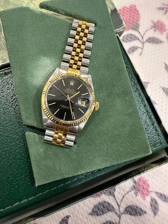 We Buy Rolex Cartier Omega Vacheron Constantin Ulysse Nardin Zenith PP