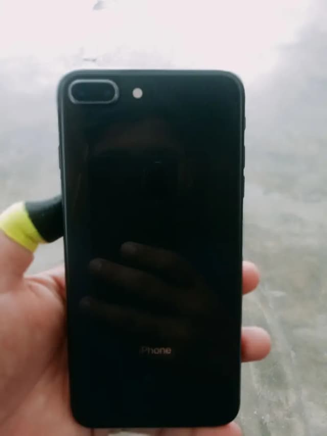 Apple iPhone 8 Plus