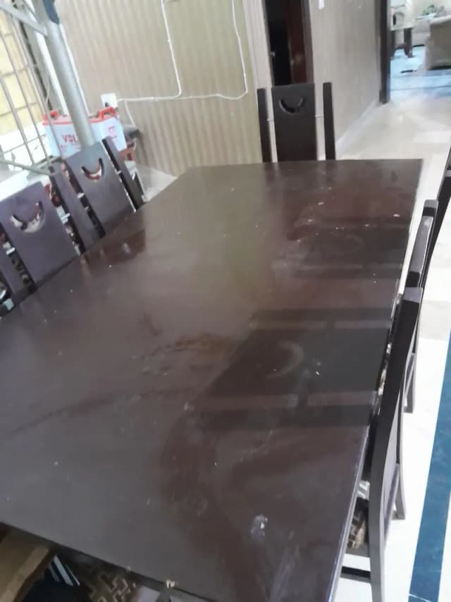 dining table in good condition with 6 chairs.