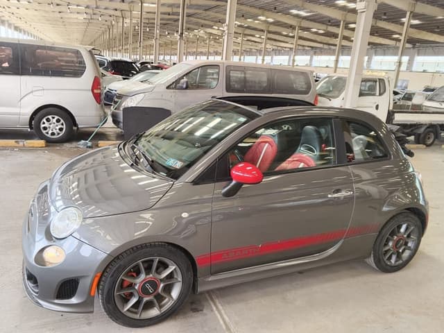 Abarth 500  Italian Style & Sporty Spirit! 2014 Abarth 500 | Low Mileage 65,000 KM | Convertible Roof – Very Cle