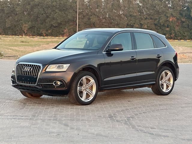 Audi Q5 45 TFSI S-Line 3.0L