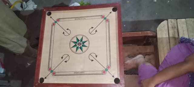 carrom board