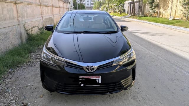 Toyota Corolla GLI Auto 2019 Black 1st owner