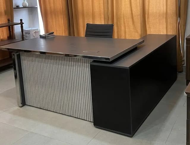 Table , Office table , Working table , Exceuutive table , Meeting Tab