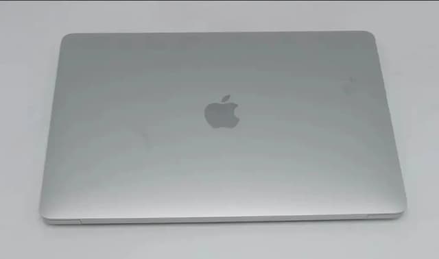 Apple MacBook Pro 2017–2020 | i5 i7 i9 | 8GB–16GB | SSD | Touch Bar |