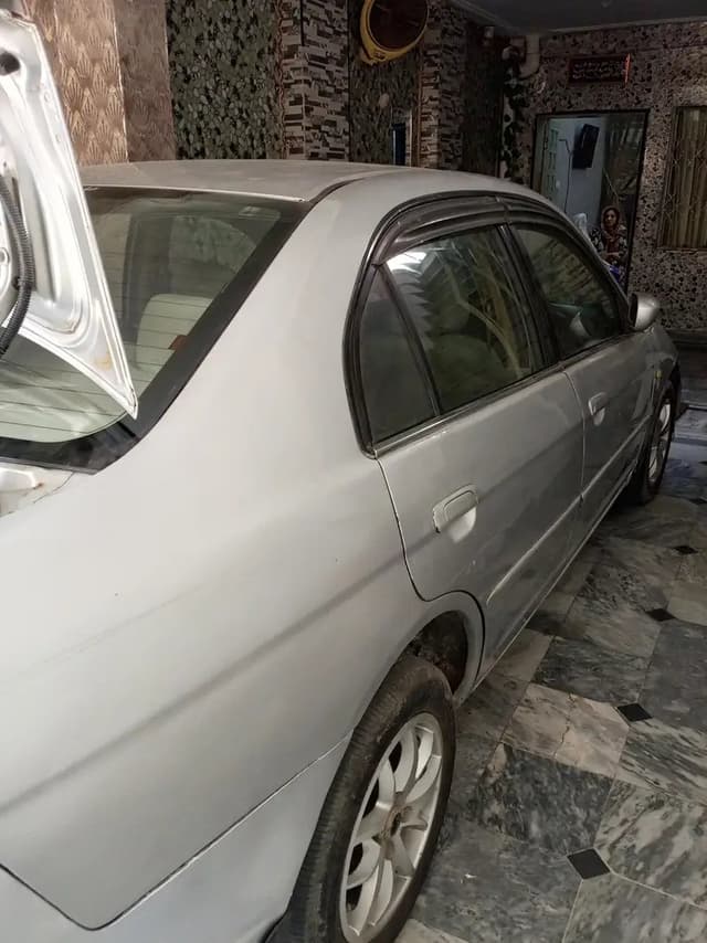 Honda Civic EXi 2005
