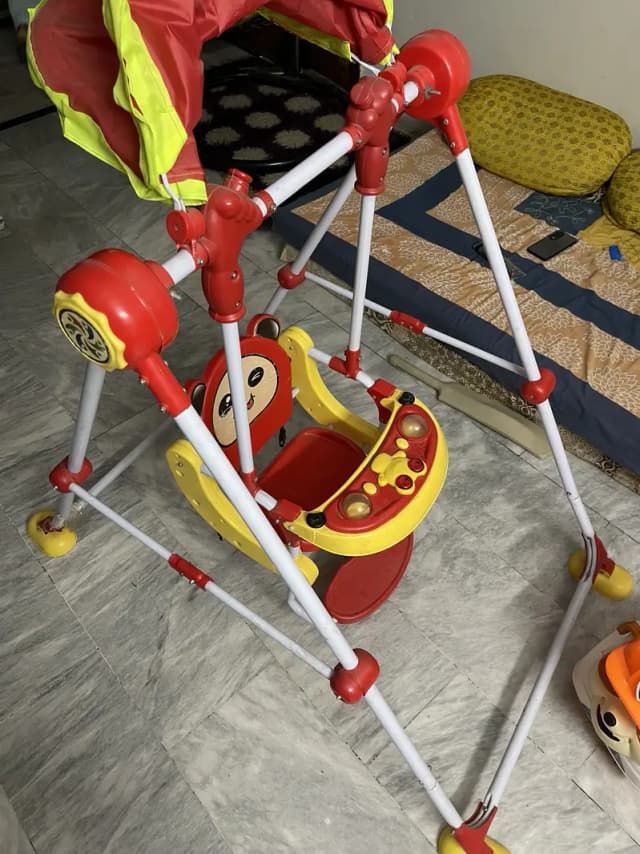 Baby swing for sale in excellent condition