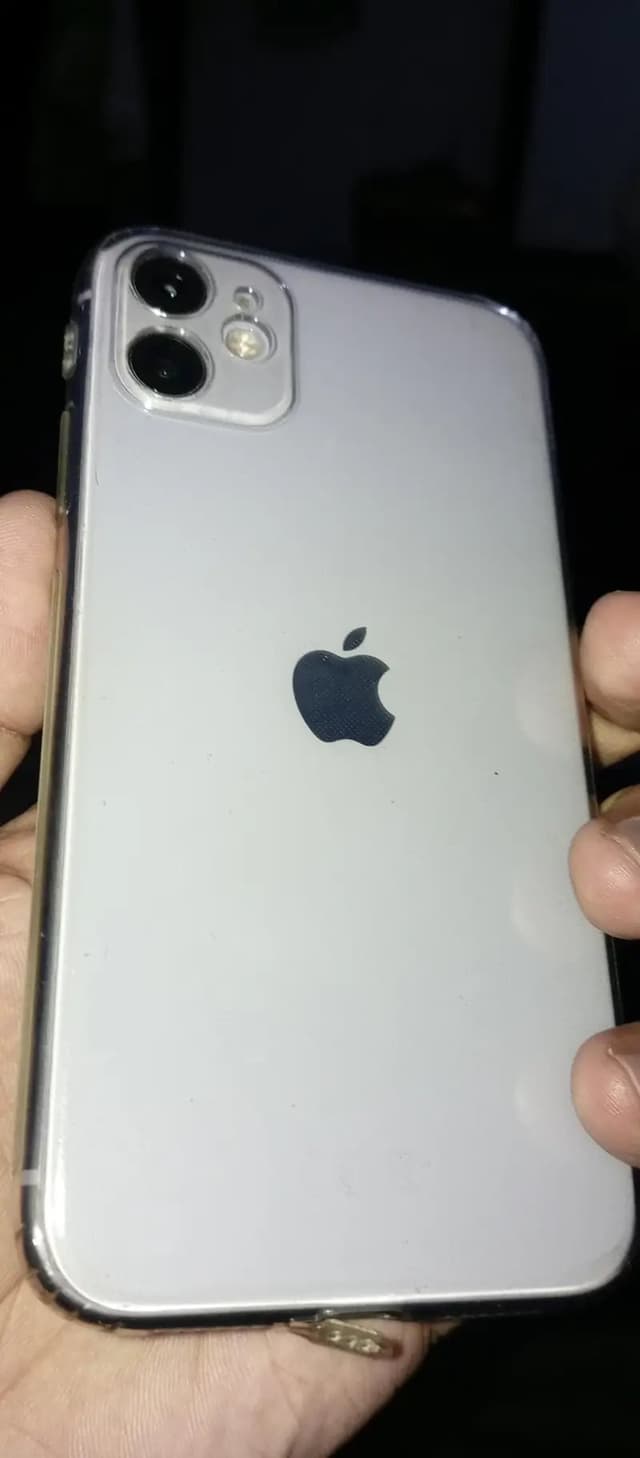 iphone 11, 128GB.