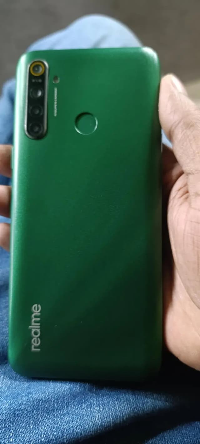 Realme 5i 4gb ram 64gb internal storage