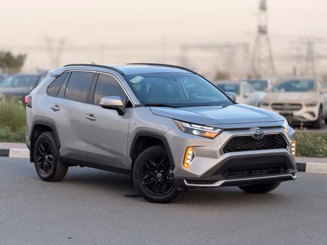 Toyota RAV4 XLE HEV Hybrid XLE 2.5L