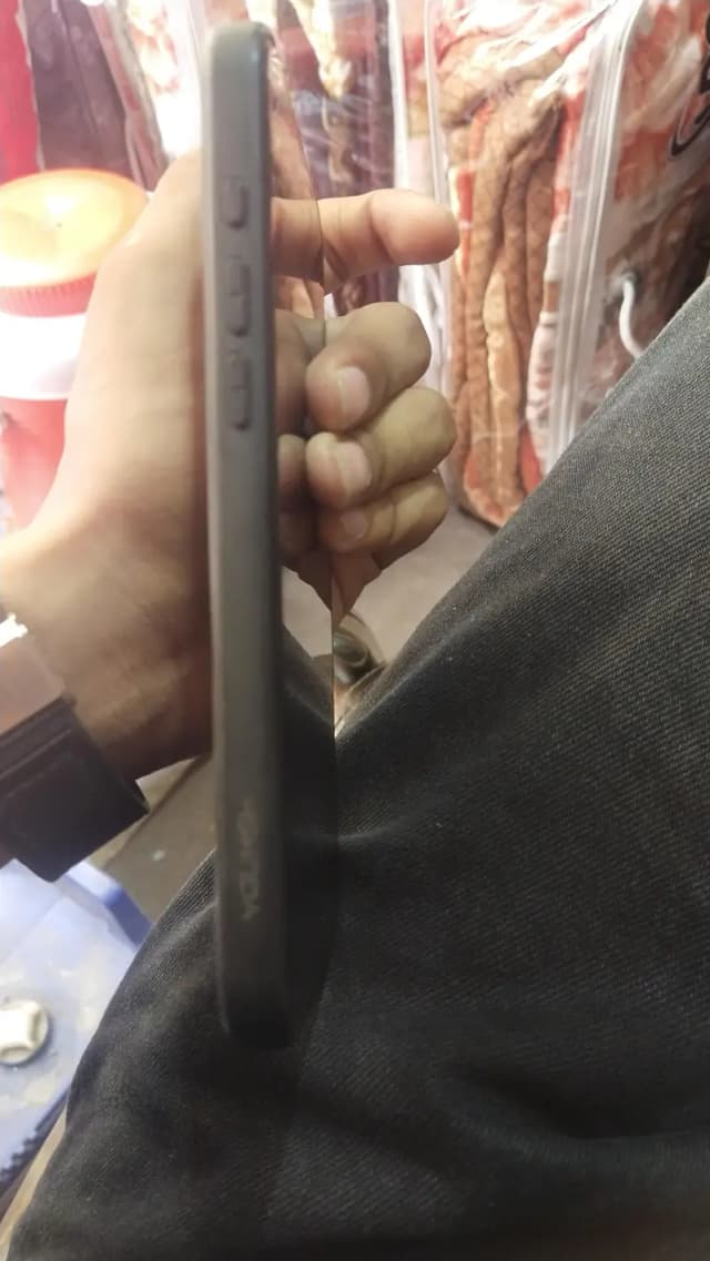 I phone 16 pro max jv American LL model
