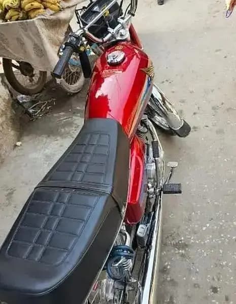 ہونڈا سی جی 125 ڈاکومنٹ کے