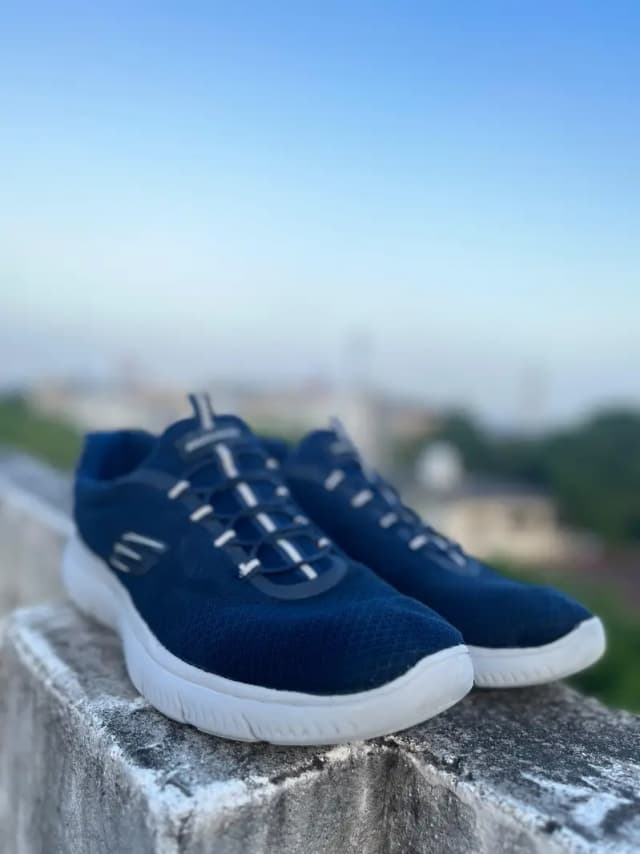 Sketchers light weight