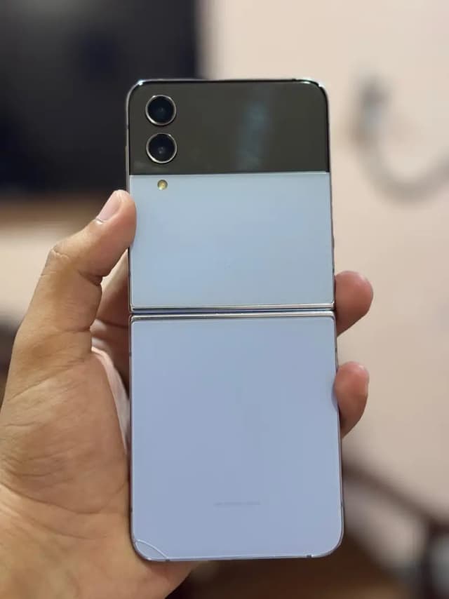 Samsung Z Flip 4