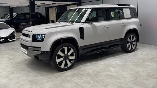 Land Rover Defender 110 S P300 | warranty and service contract