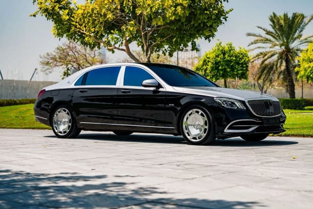 Mercedes Maybach S650 Maybach V12 Fully loaded Clean title No accident completely Serviced and ready to go