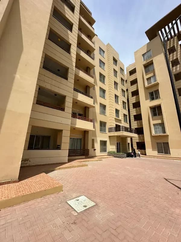 3Bedroom Maintained apartment for Rent available in Tower 7