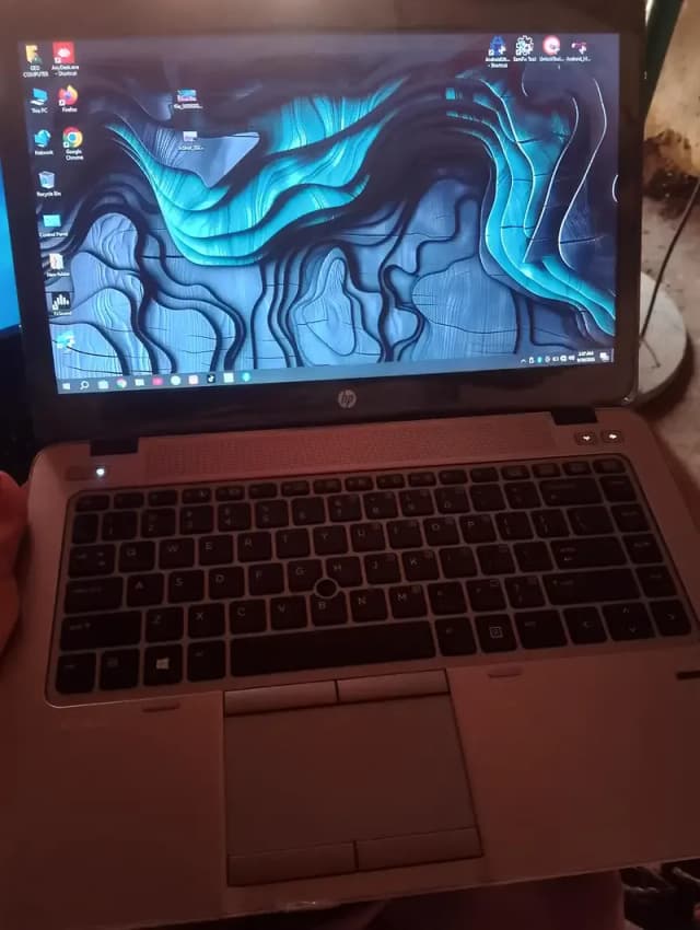HP Elitebook 804 /+-8GB+Ram /128 GB SSD Fix Rate