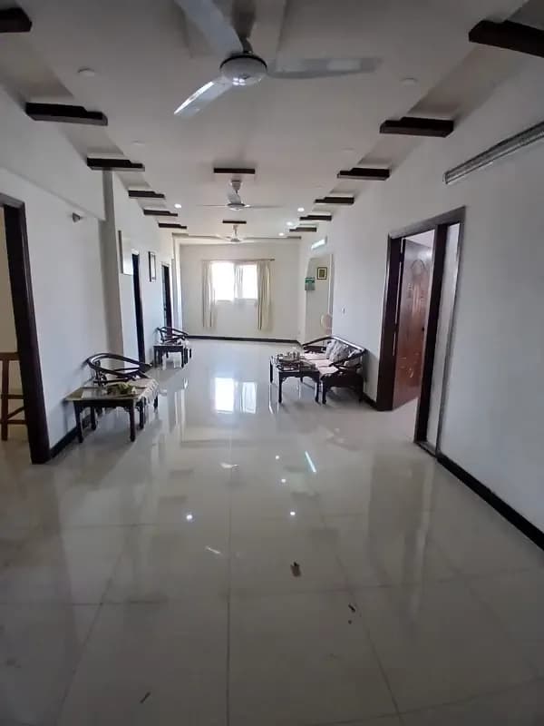 4BED DD WITH LIFT BANGLOW FACING CORNER