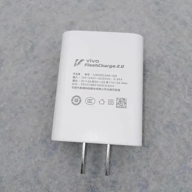 Vivo 33W Fast Charger for VIVO X70, X30, X60, X50 Pro, S9E, iQOO Neo855, Z1X, Z6, Y50, S7, S10 Pro