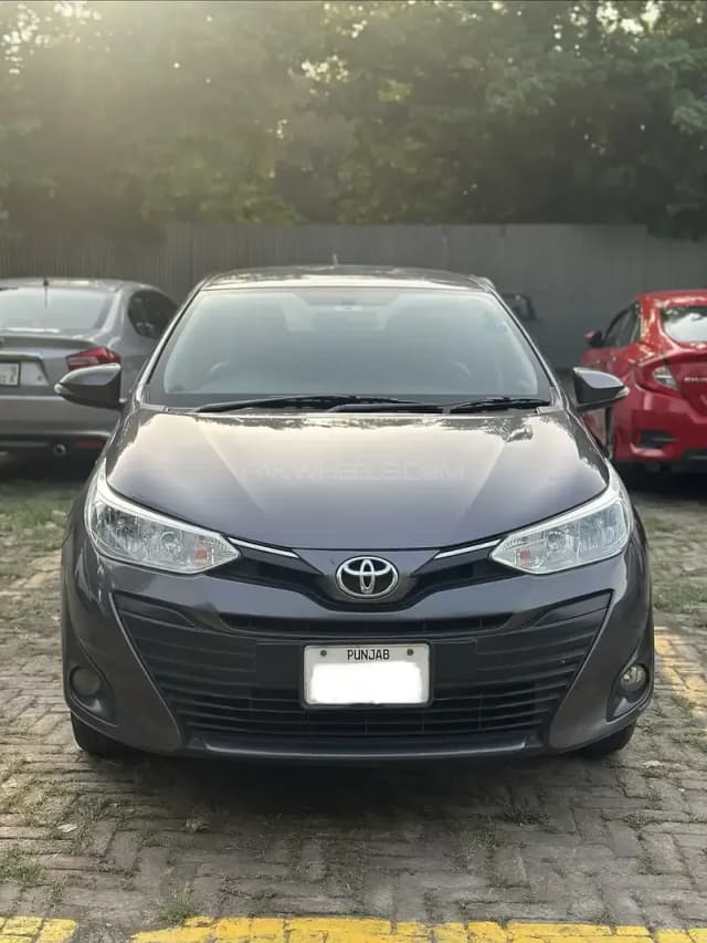 Toyota Yaris ATIV CVT 2020