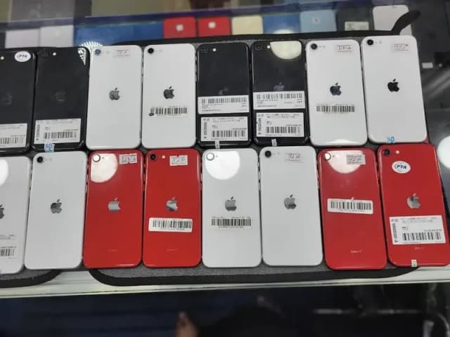 Apple iPhone SE 2020 64GB PTA Approved