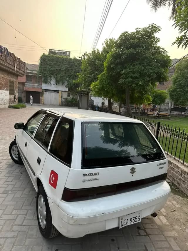 Suzuki Cultus 2015