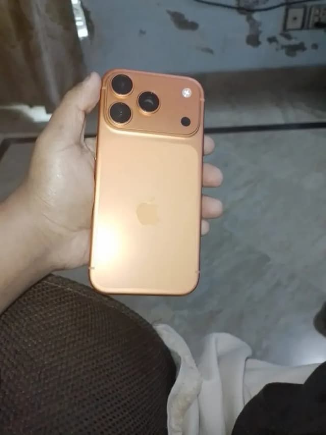 Apple iPhone 17 Pro 256gb with box