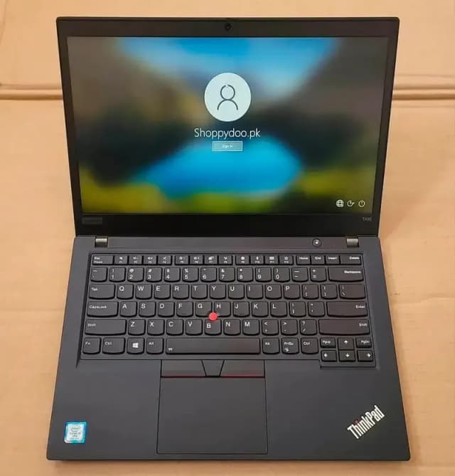LENOVO T490 core i5 8th Generation laptop (8/256 SSD).