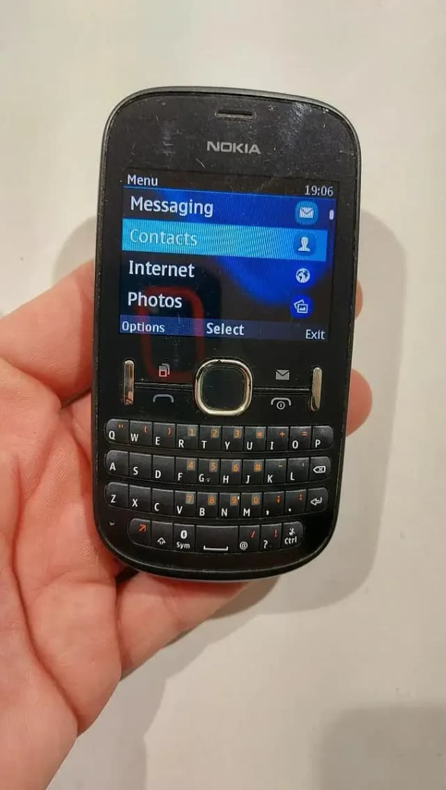 Nokia Asha 201