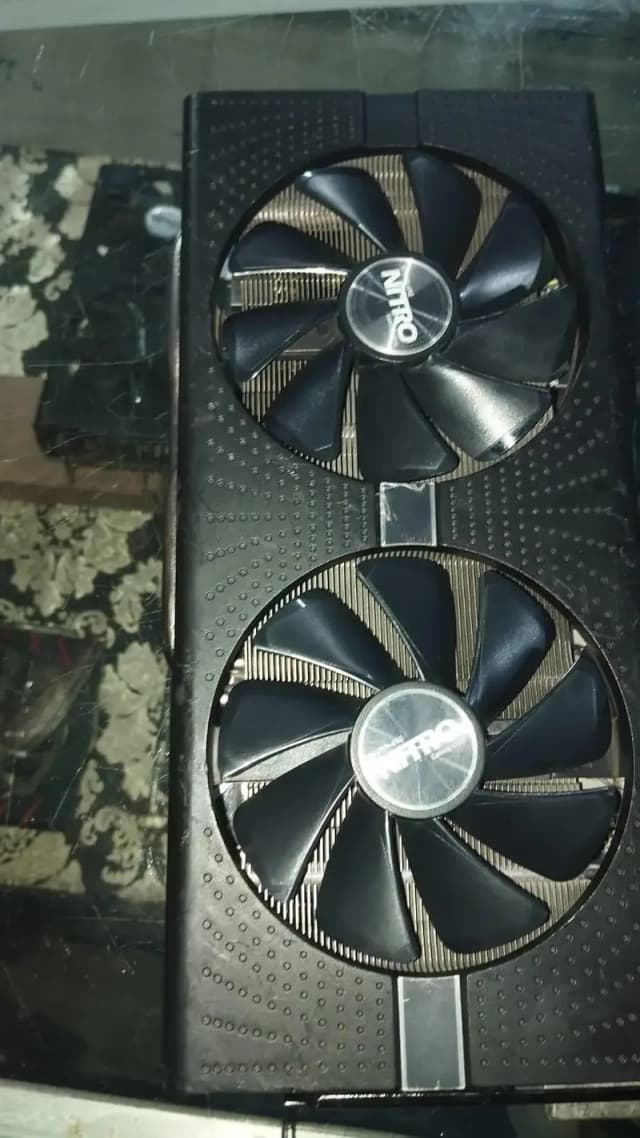 Sapphire nitro+ Rx 580 8gb