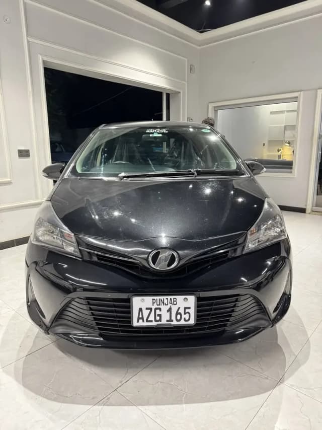 Toyota Vitz 2014