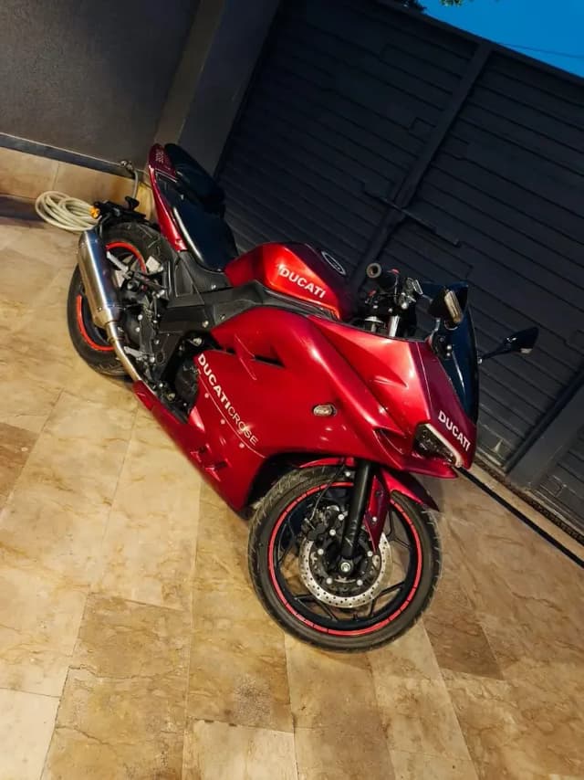 Ducati Replica 250cc (2021 Model) - Dual Disc Brakes - Mint Condition