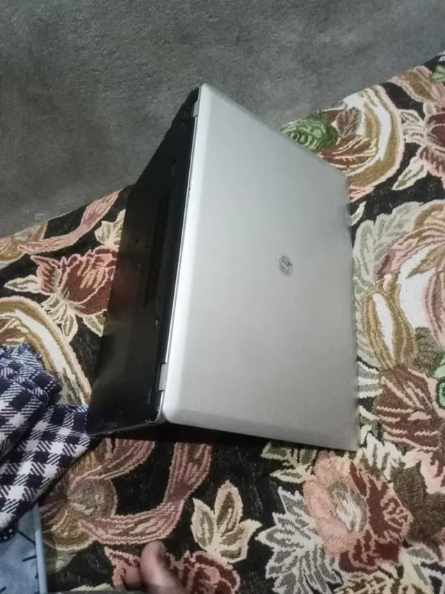Laptop
