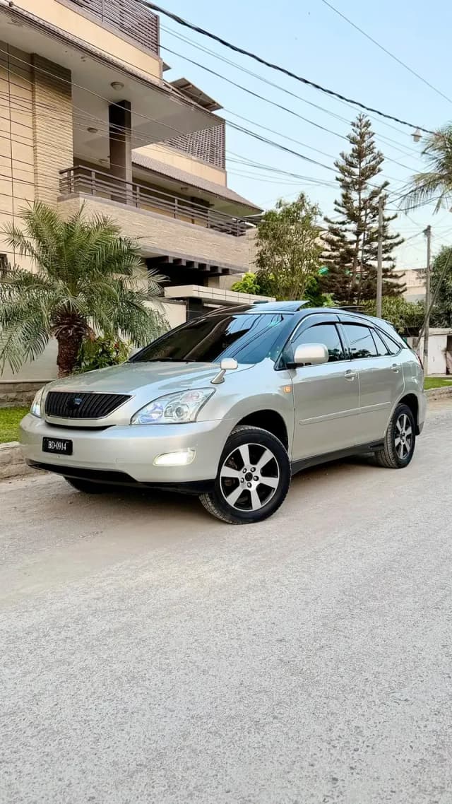 LEXUS HARRIER PANAROMIC SUNROOF/ AUTO 2003 B2B FULL ORIGINAL CONDITION