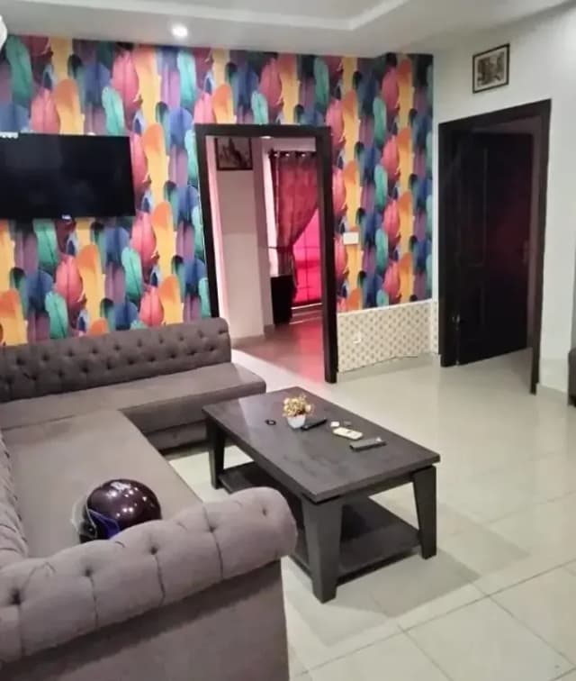 Two bedroom phr day sort time for available