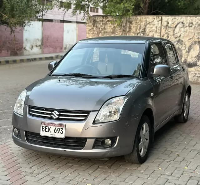 Suzuki Swift 1.3 DLX 2015. Totel Genuine. 1st Owner.
