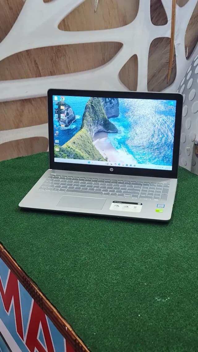 hp pavilion 15 core i7 8th gen 4gb graphics card laptop Touch