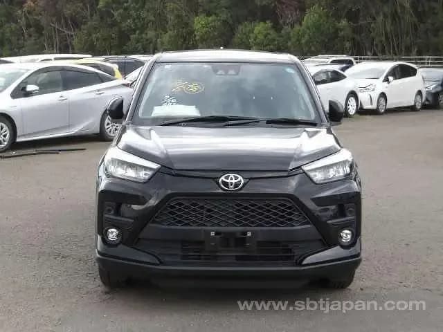 Toyota Raize 2021 XS 4