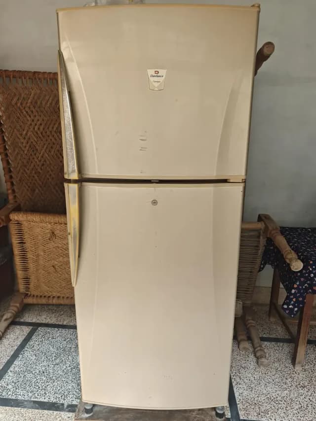 Dawlance used fridge 10/10 working condition