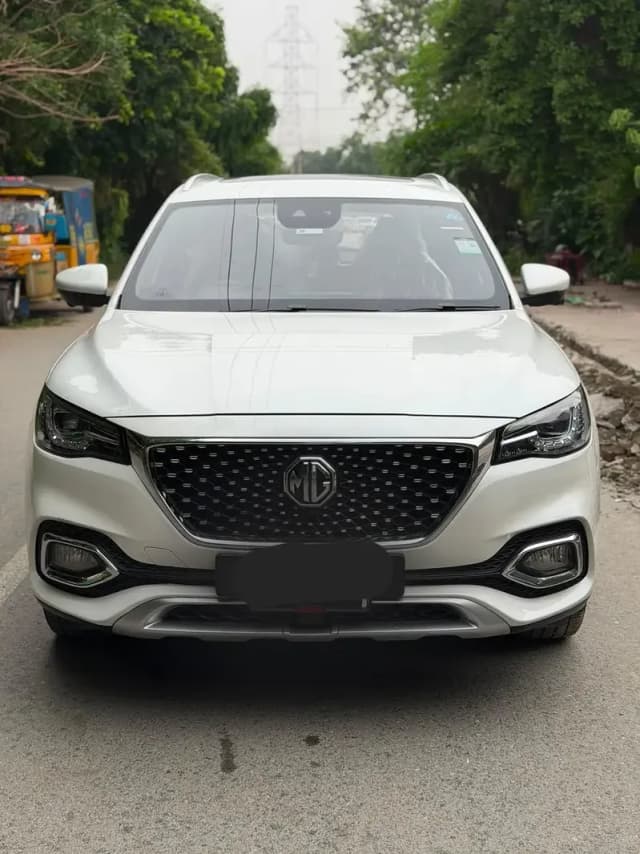 MG HS 2021