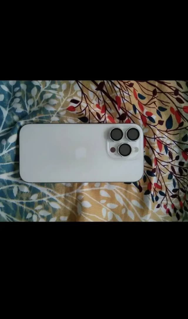 Apple iPhone 16 Pro