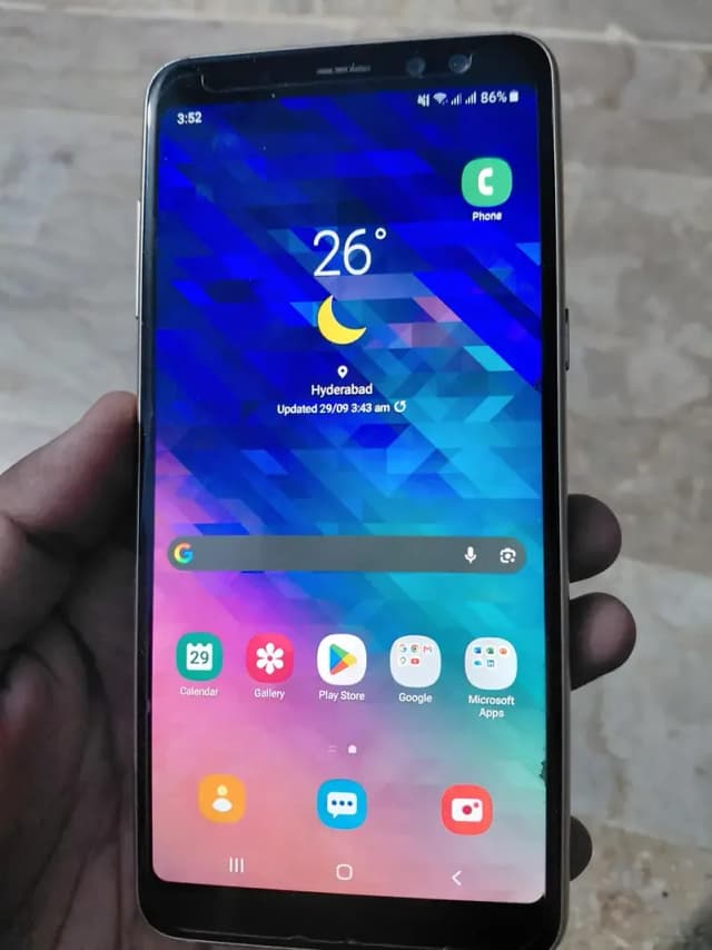 Samsung Mobile A8