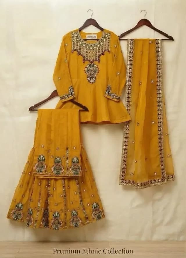 Heavy Mayoon Lehegha With Shirt and Dupatta